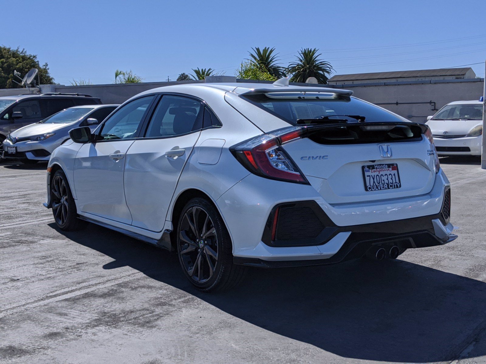 Certified Pre-Owned 2017 Honda Civic Hatchback Sport Touring Hatchback ...